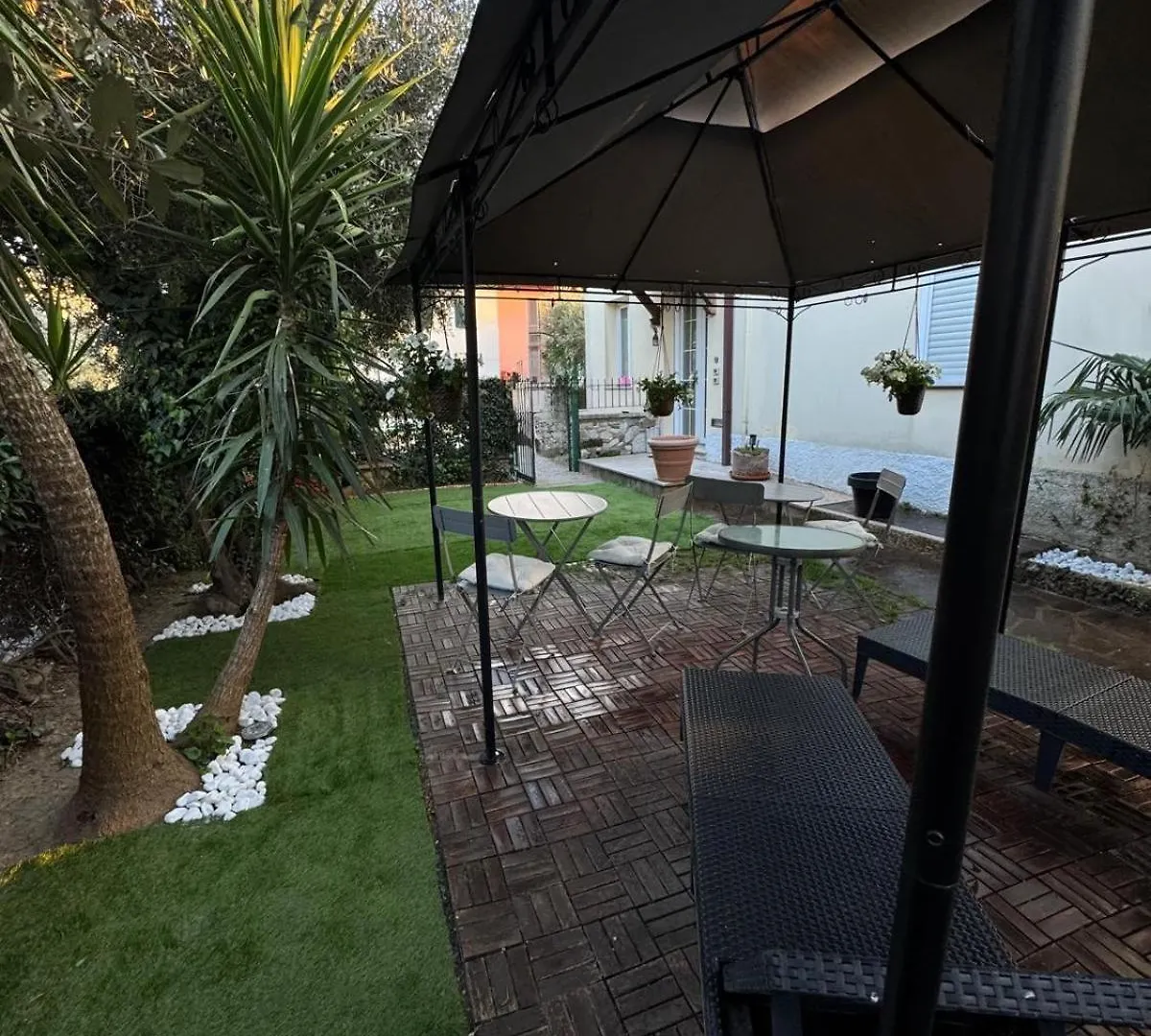 B&B Topaze Colombare Di Sirmione 3*,
