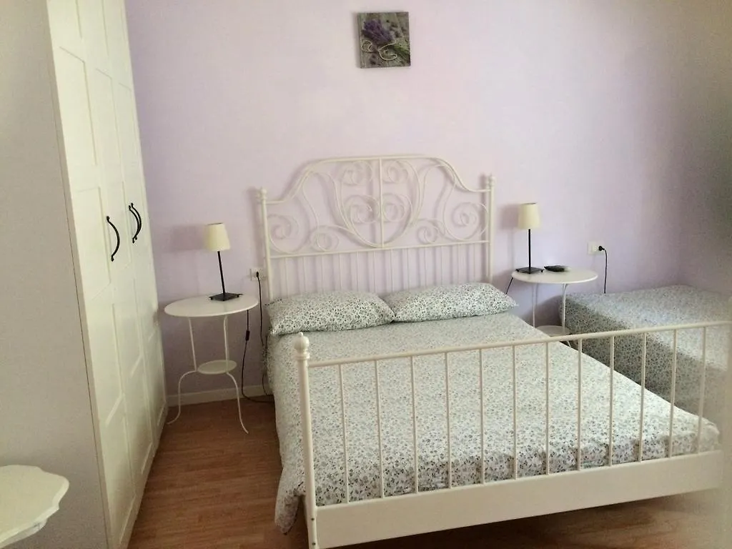 B&B Topaze Colombare Di Sirmione Bed & Breakfast