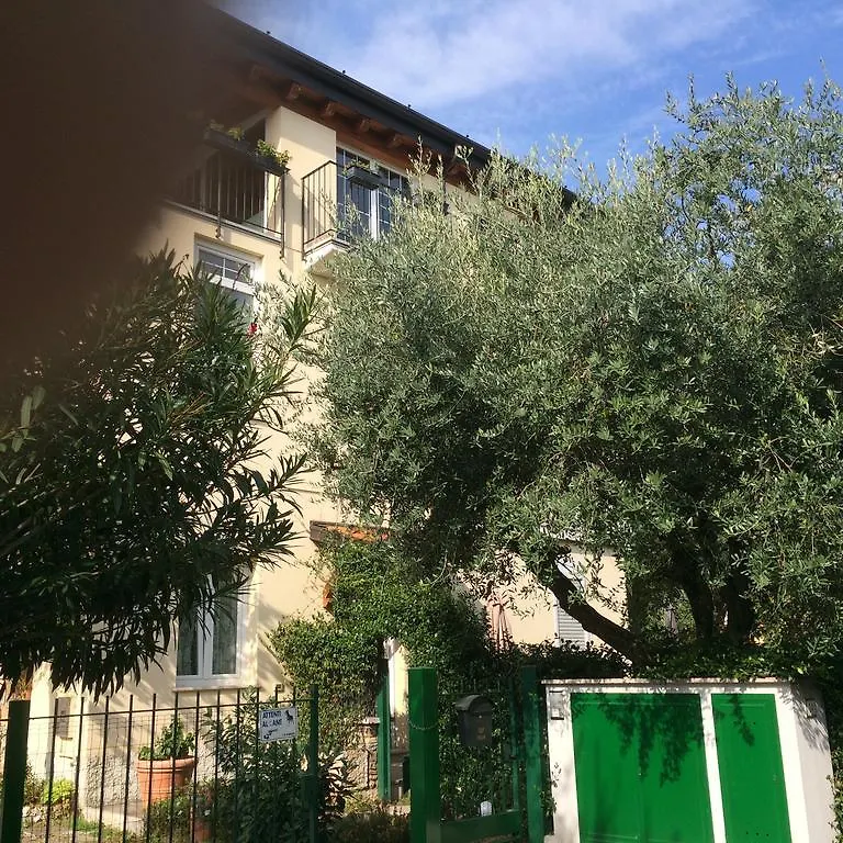*** Bed & Breakfast B&B Topaze Colombare Di Sirmione Italien